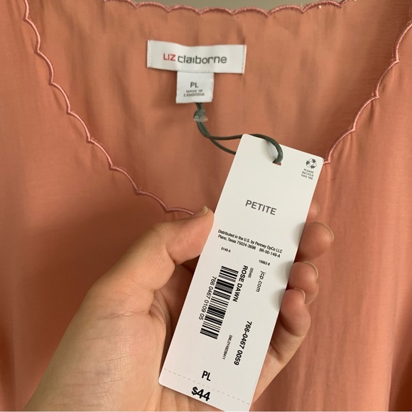 • NWT! [Liz Claiborne] Sleeveless Top • - Picture 5 of 11